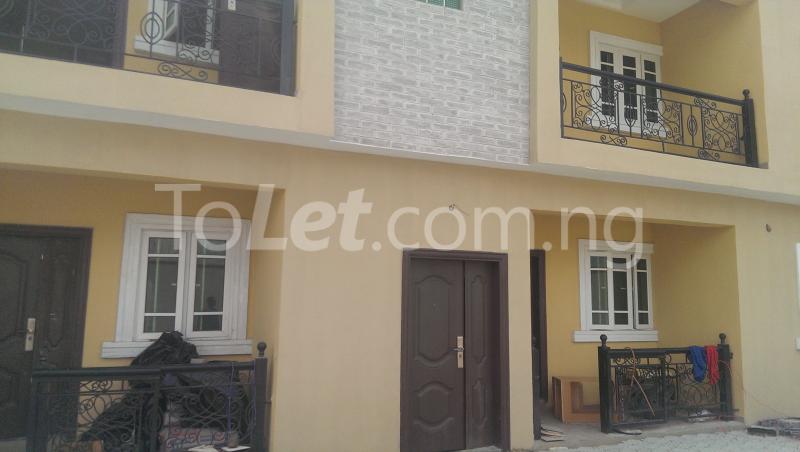 2 bedroom Flat / Apartment for rent Floodgate Estate Off Lekki-Epe Expressway Ajah Lagos