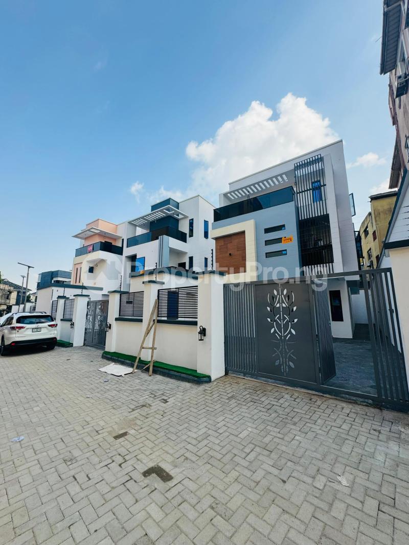 4 bedroom House for sale Adeniyi Jones Ikeja Lagos