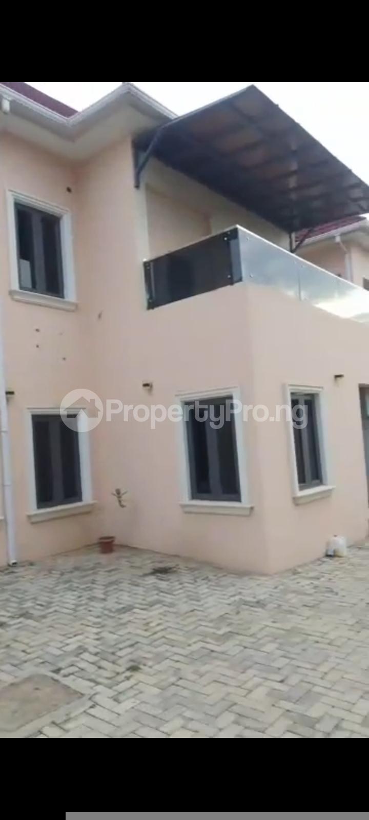 5 bedroom House for rent 3rd Avenue Gwarinpa Abuja