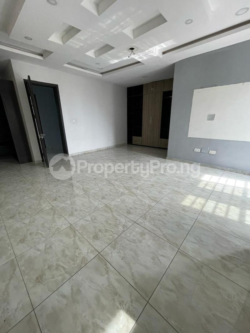 4 bedroom House for rent ONIRU Victoria Island Lagos