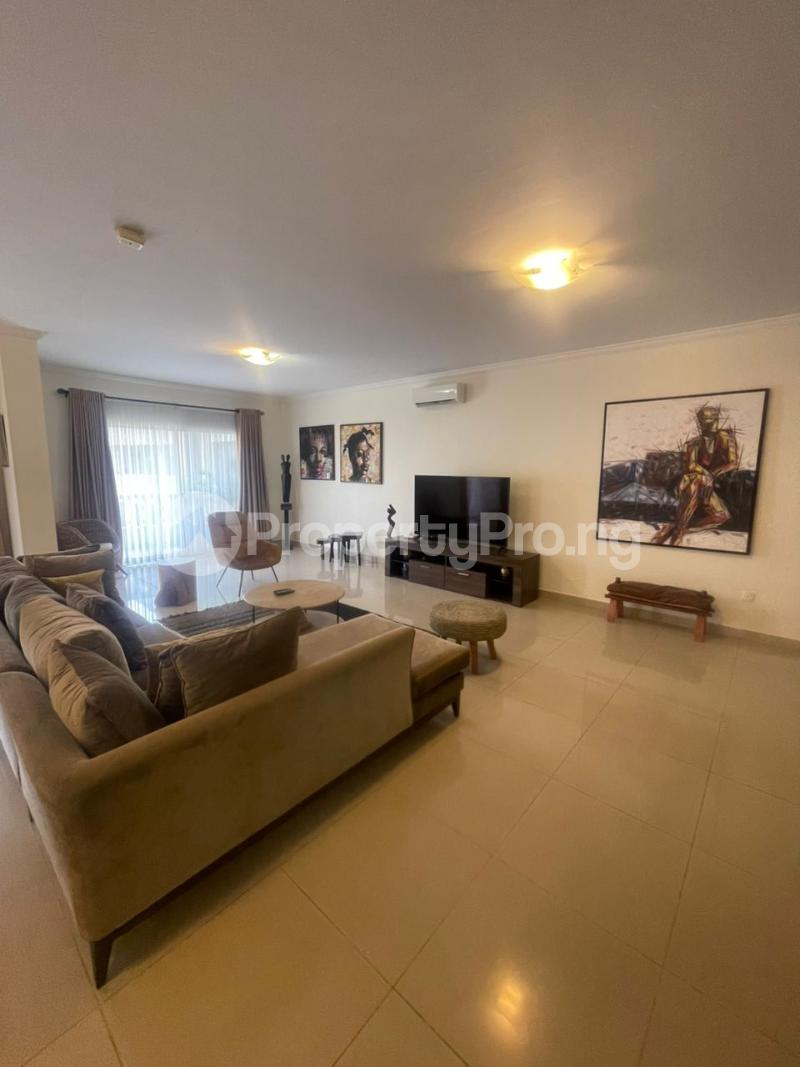 3 bedroom Flat / Apartment for rent Ikoyi Lagos