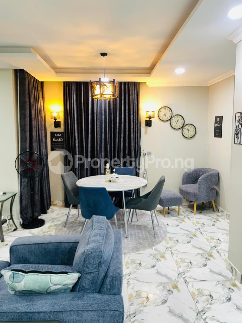 3 bedroom House for shortlet ONIRU Victoria Island Lagos