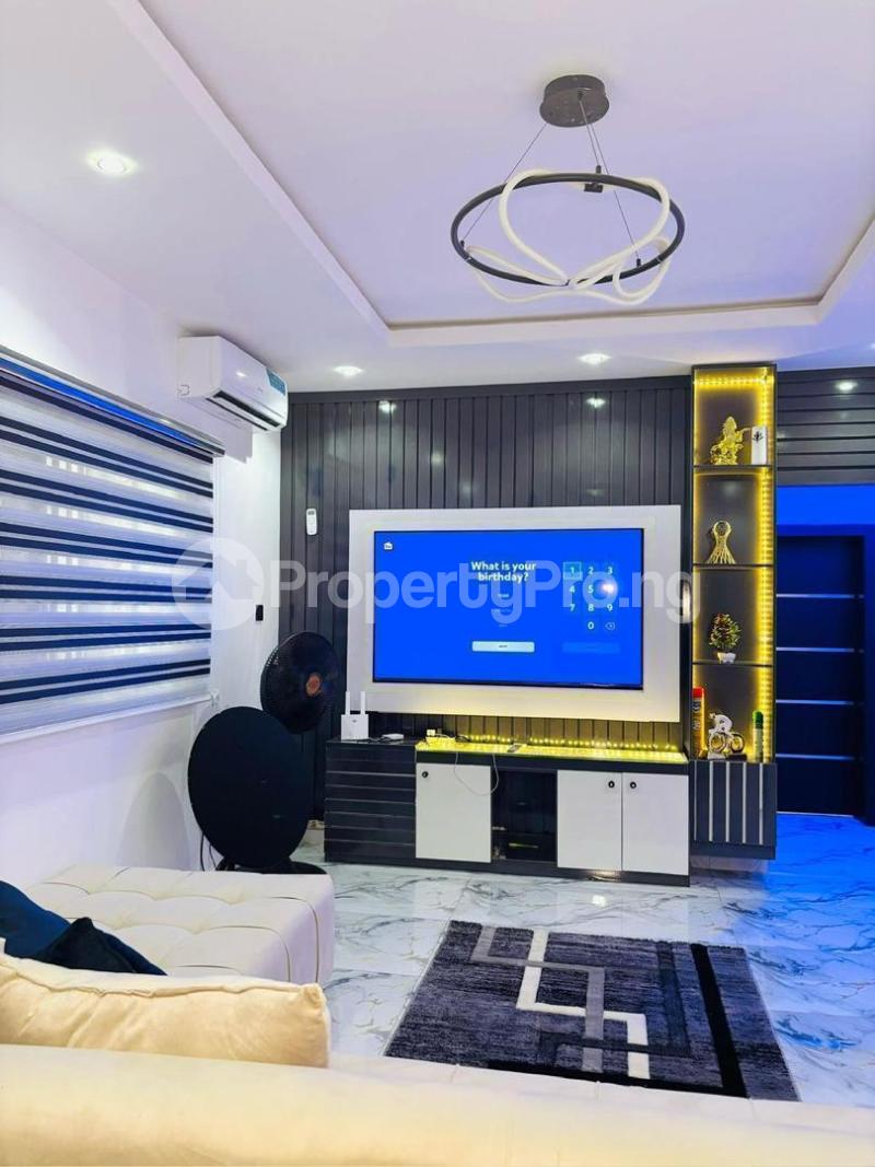3 bedroom House for shortlet Ipaja Ipaja Lagos