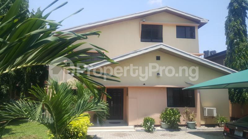 9 bedroom House for sale Lagoon View Estate Ado Ajah Lagos