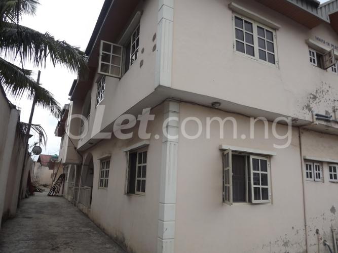 3 bedroom Flat / Apartment for rent Abimbola Street Magodo Ketu Kosofe/Ikosi Lagos