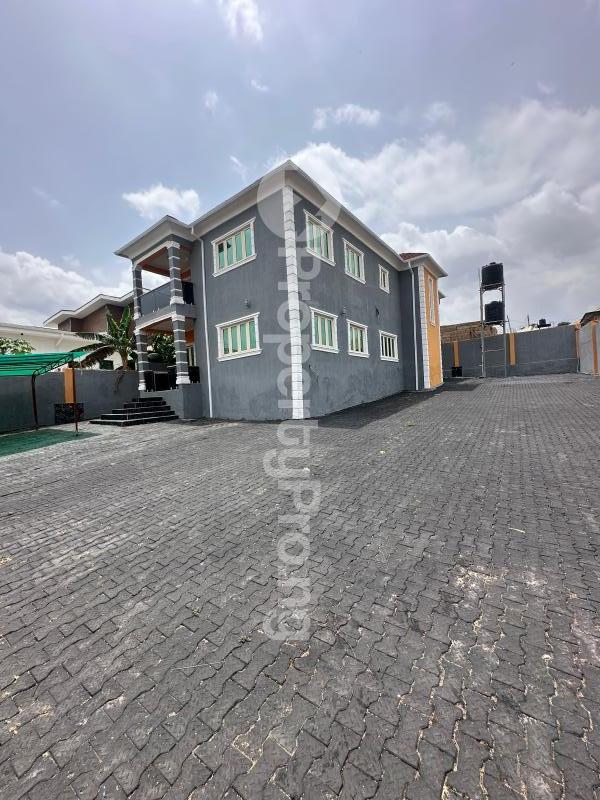 House for sale Kemta Housing Estate, Abeokuta Ogun State. Idi Aba Abeokuta Ogun