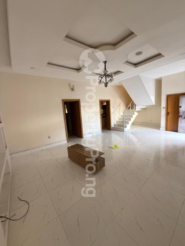 4 bedroom House for rent Ikota Gra Ikota Lekki Lagos