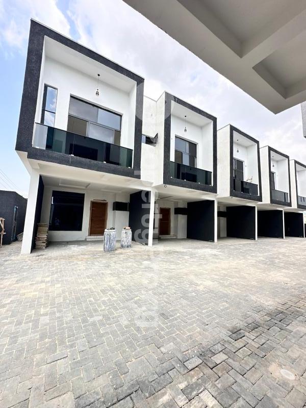 4 bedroom House for sale Ikota Villa Axis Lekki Lagos