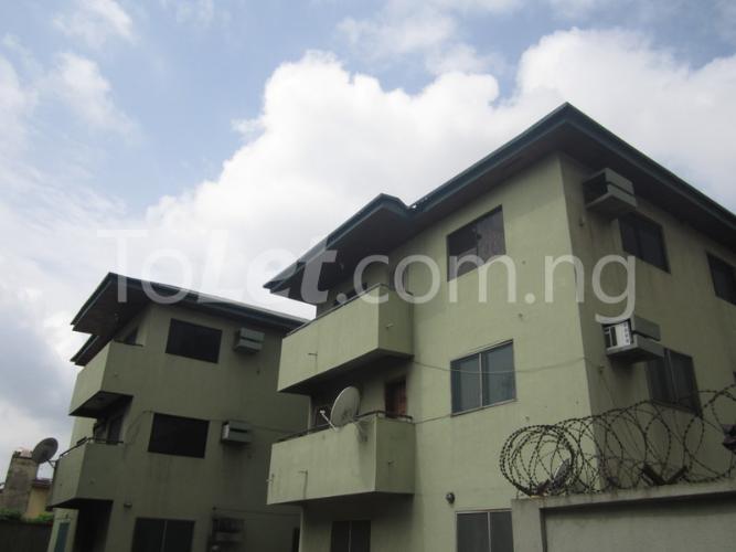 3 bedroom Flat / Apartment for rent Sojinu Close,off Iwaya Road Yaba Yaba Lagos - 0