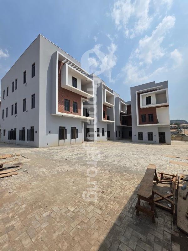 4 bedroom House for sale Off Ahmed Bello Way Mabushi Abuja