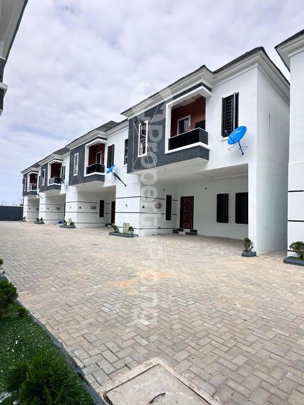 3 bedroom House for sale Mobile Road Axis Ikota Lekki Lagos
