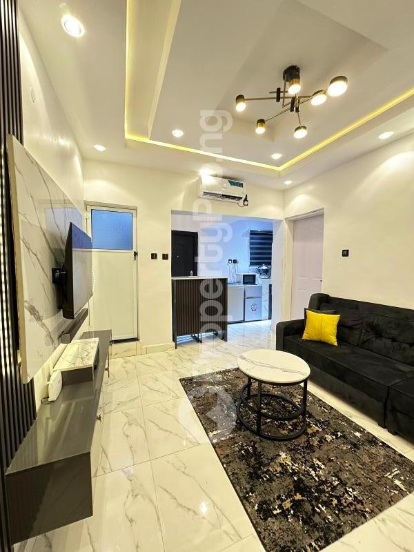 1 bedroom Flat / Apartment for shortlet Akoka Yaba Lagos