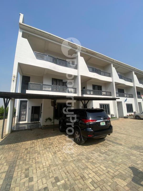 4 bedroom House for sale Life Camp Abuja