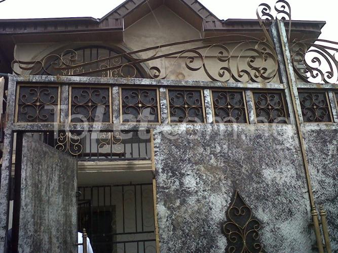 3 bedroom House for rent Omo Alade Alafia, Off Pedro Shomolu Shomolu Lagos