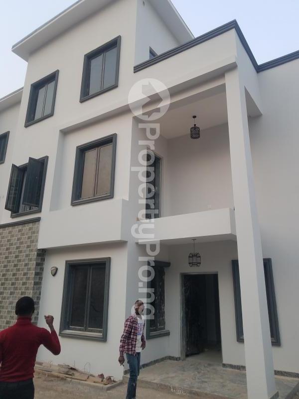 5 bedroom House for sale Guzape Abuja
