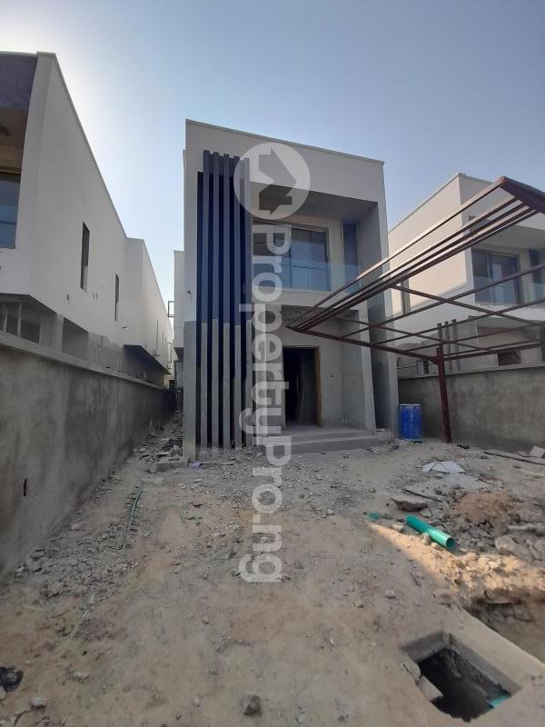 4 bedroom House for sale Lekki Lagos