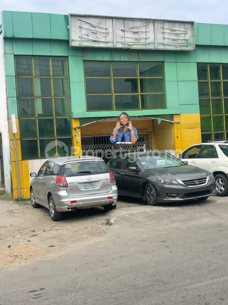 Commercial Property for rent Anthony Maryland Lagos