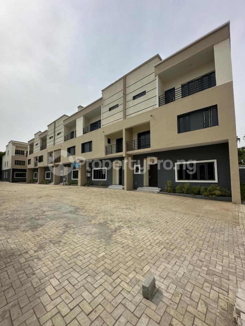 4 bedroom House for rent Life Camp Abuja