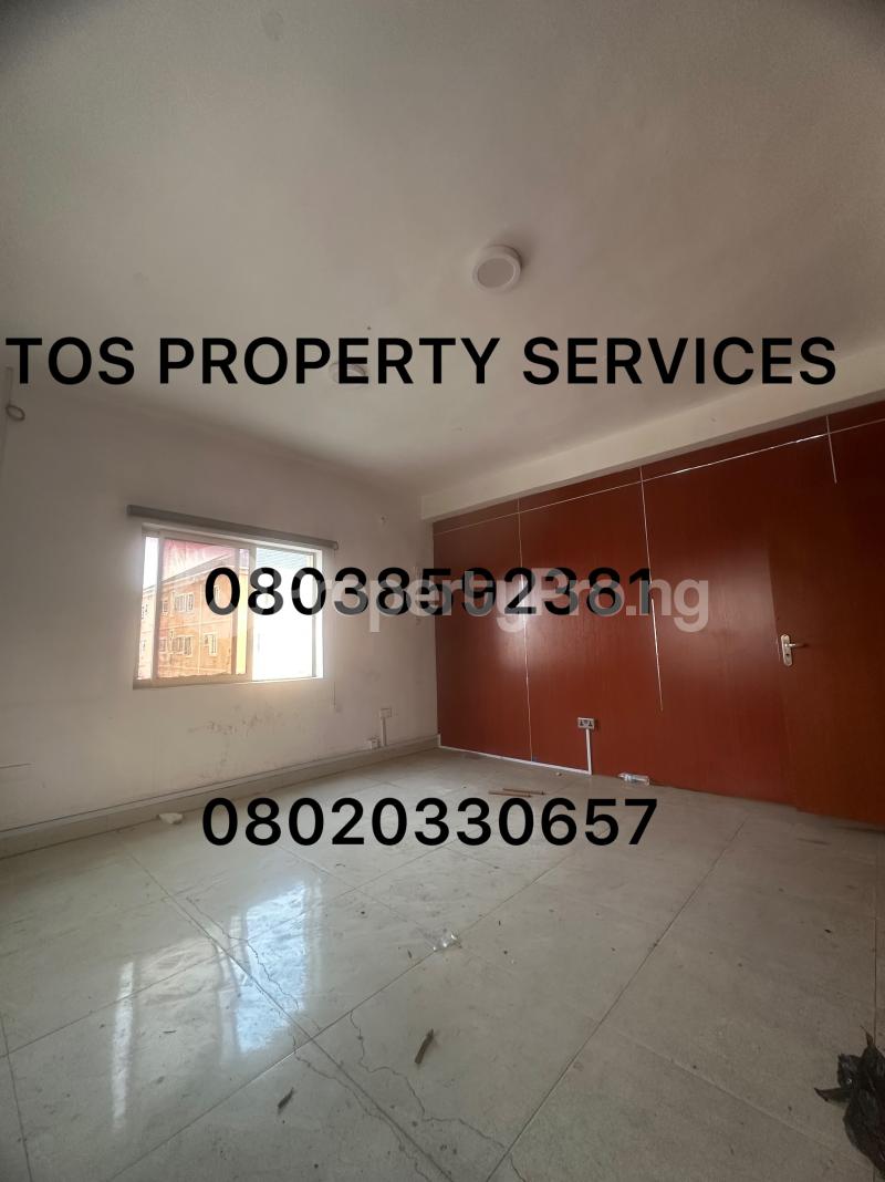 Commercial Property for rent By Herbert Macaulay Way, Yaba, Lagos Yaba Lagos