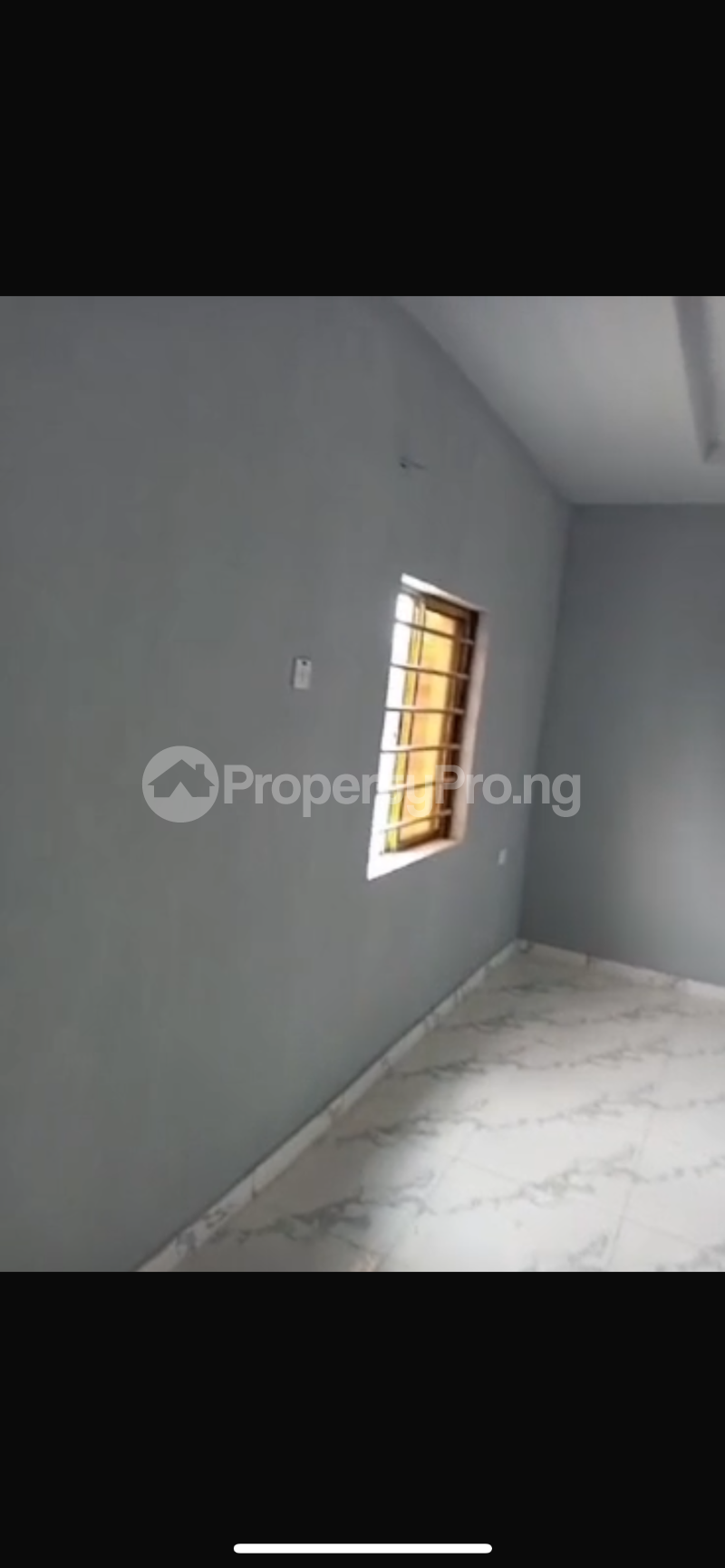 Commercial Property for rent Alagomeji Yaba Lagos