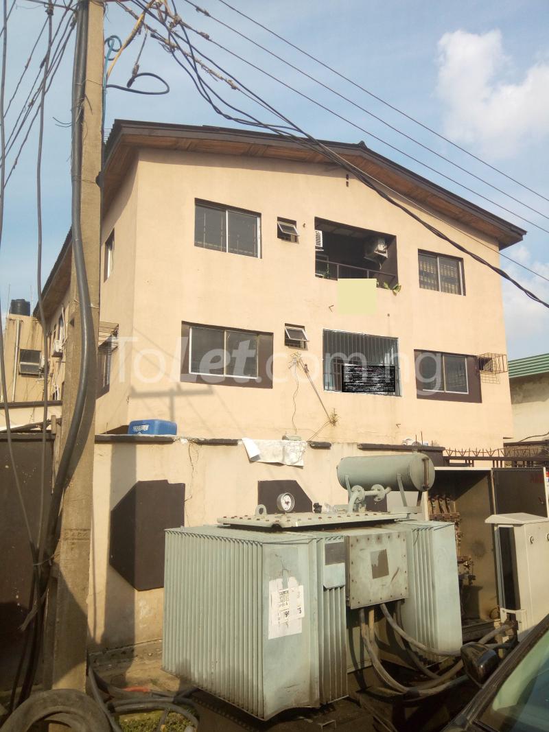 3 bedroom Commercial Property for rent 10 Off Fadeyi Street Obafemi Awolowo Way Ikeja Lagos