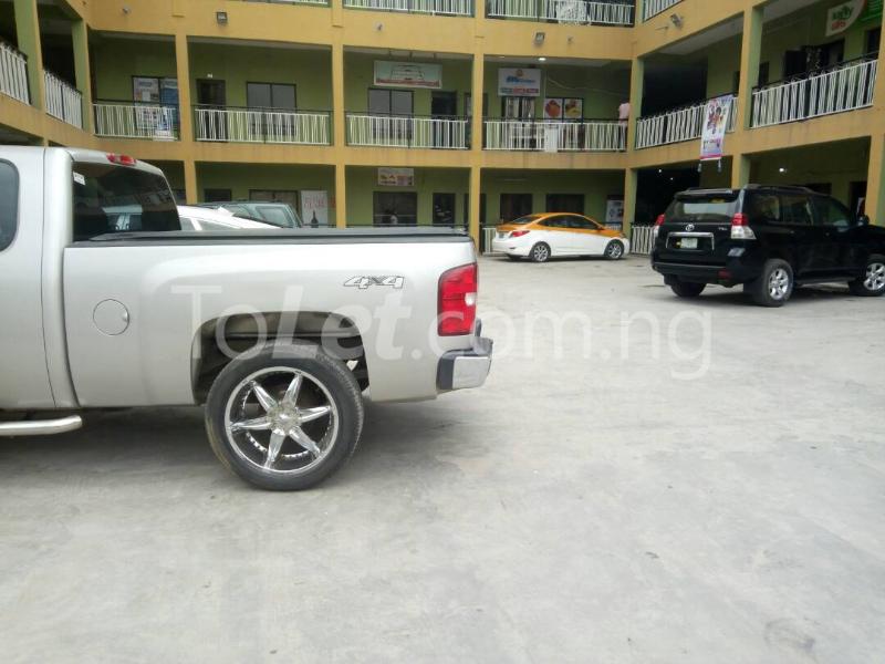 1 bedroom Commercial Property for rent   Magodo Kosofe/Ikosi Lagos