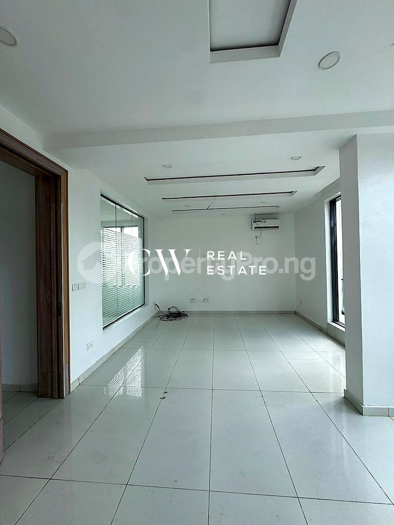 Flat / Apartment for rent Lekki Phase 1 Lekki Lagos