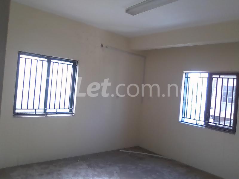 Commercial Property for rent   Yaba Lagos