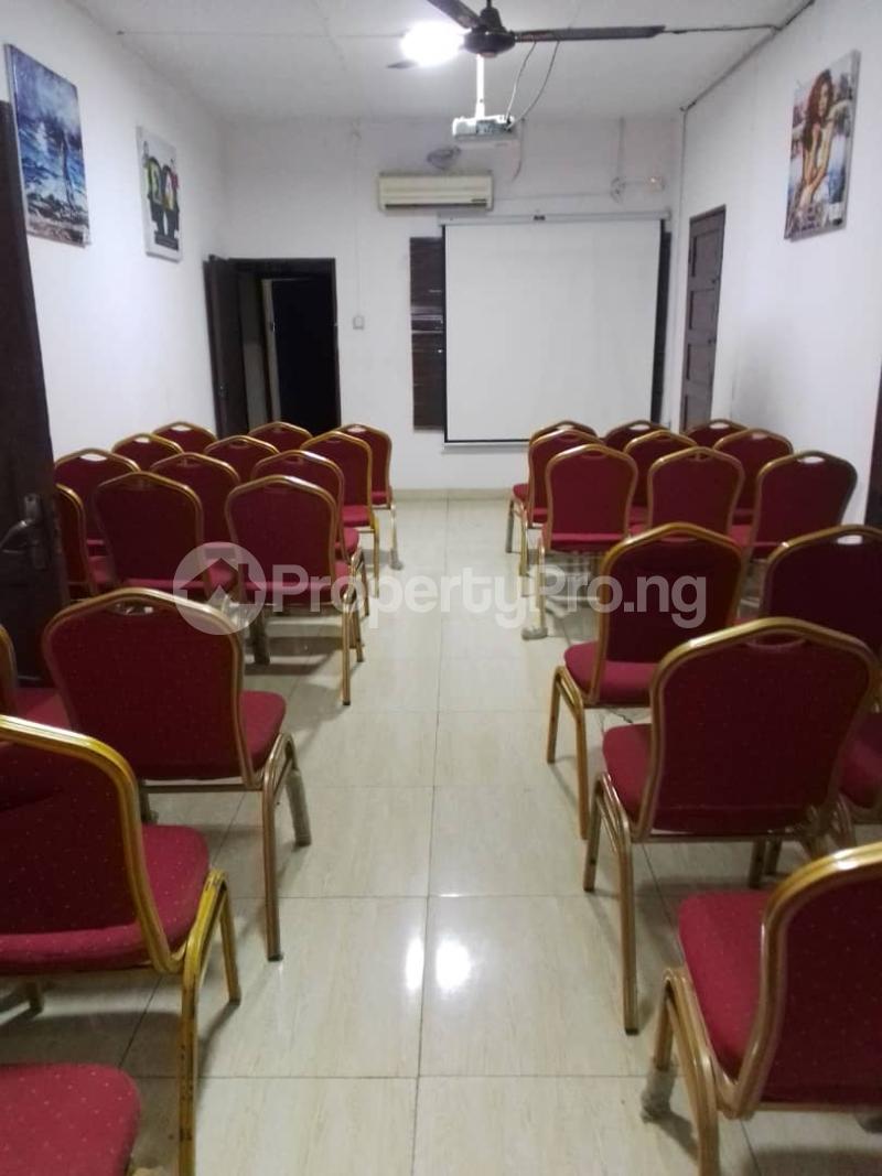 2 bedroom Commercial Property for rent Bodija Ibadan Oyo