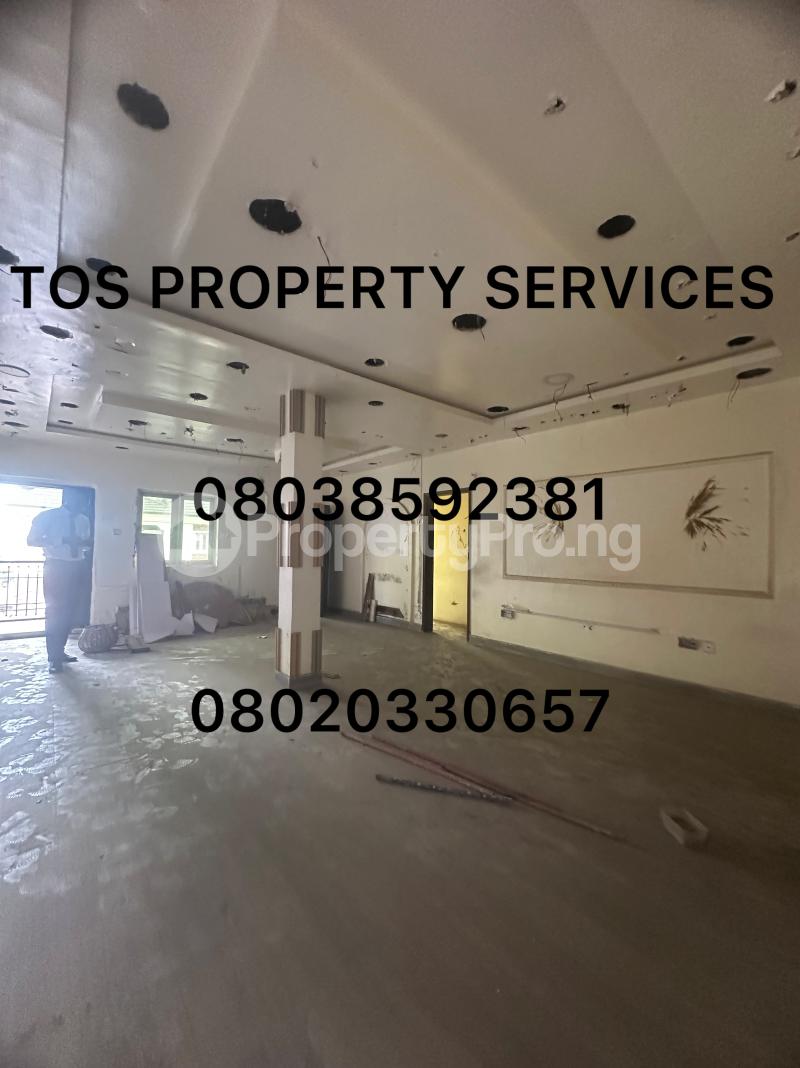 3 bedroom Commercial Property for rent By Herbert Macaulay Way, Yaba Lagos