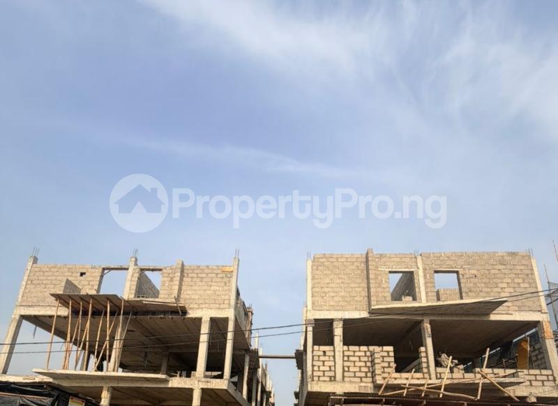2 bedroom Flat / Apartment for sale General Paints Bus Stop Abraham adesanya estate Ajah Lagos