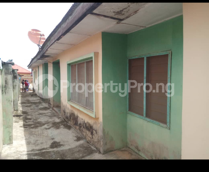 7 bedroom House for sale Ialong Ijoka Road,ijomimo Esure Quarters,oluwaseyi Community Akure Ondo