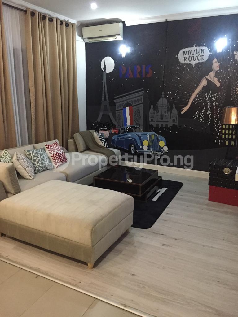 1 bedroom Flat / Apartment for shortlet   ONIRU Victoria Island Lagos