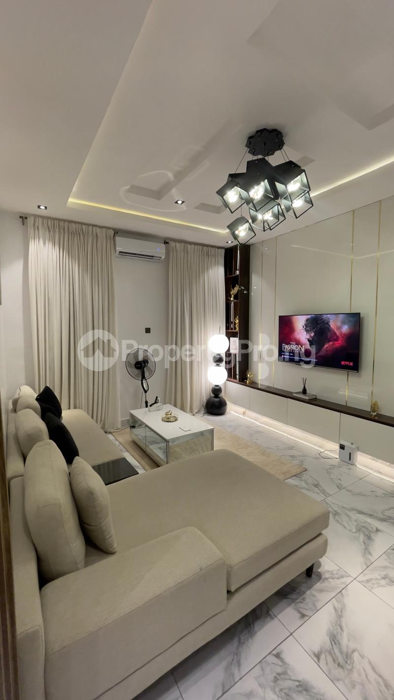 1 bedroom Flat / Apartment for shortlet Aare, Oluyole Estate Ibadan Oyo
