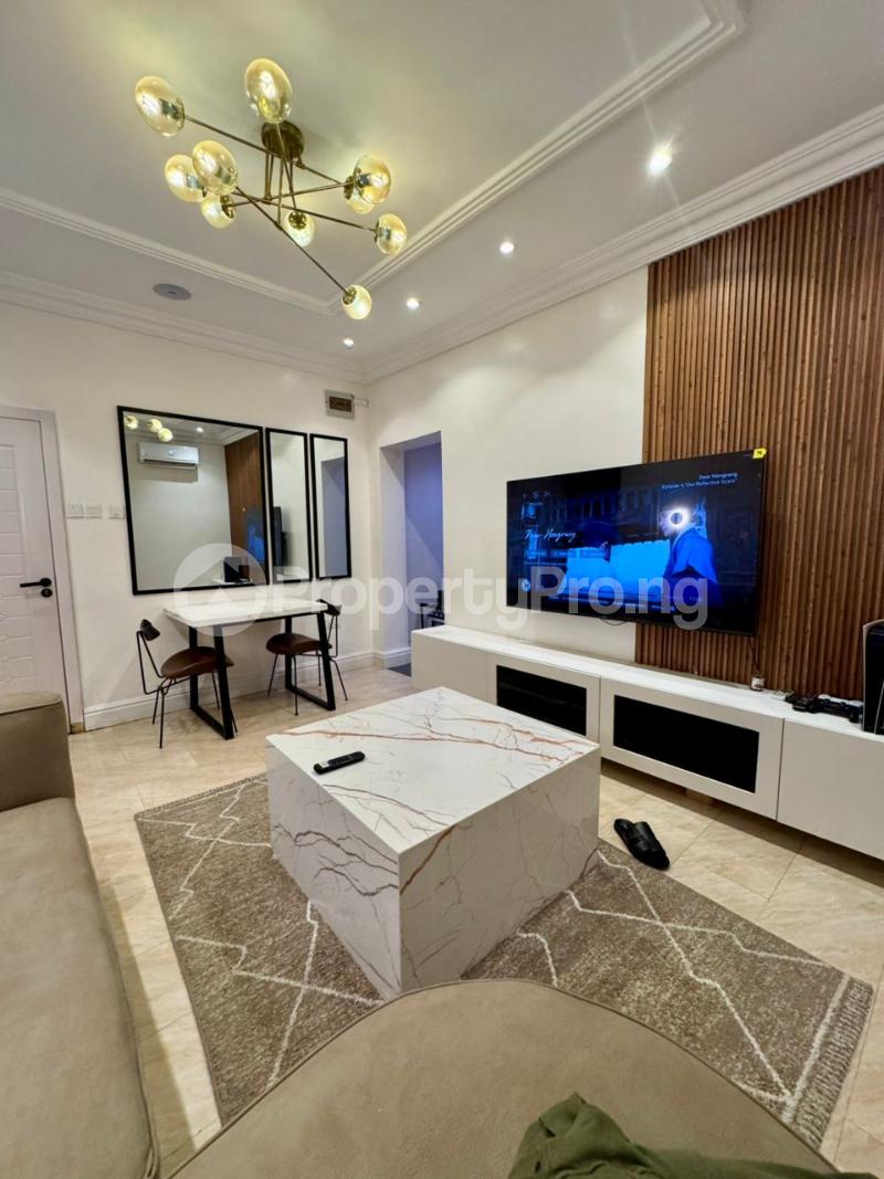 1 bedroom House for shortlet Lekki Phase 1 Lekki Lagos