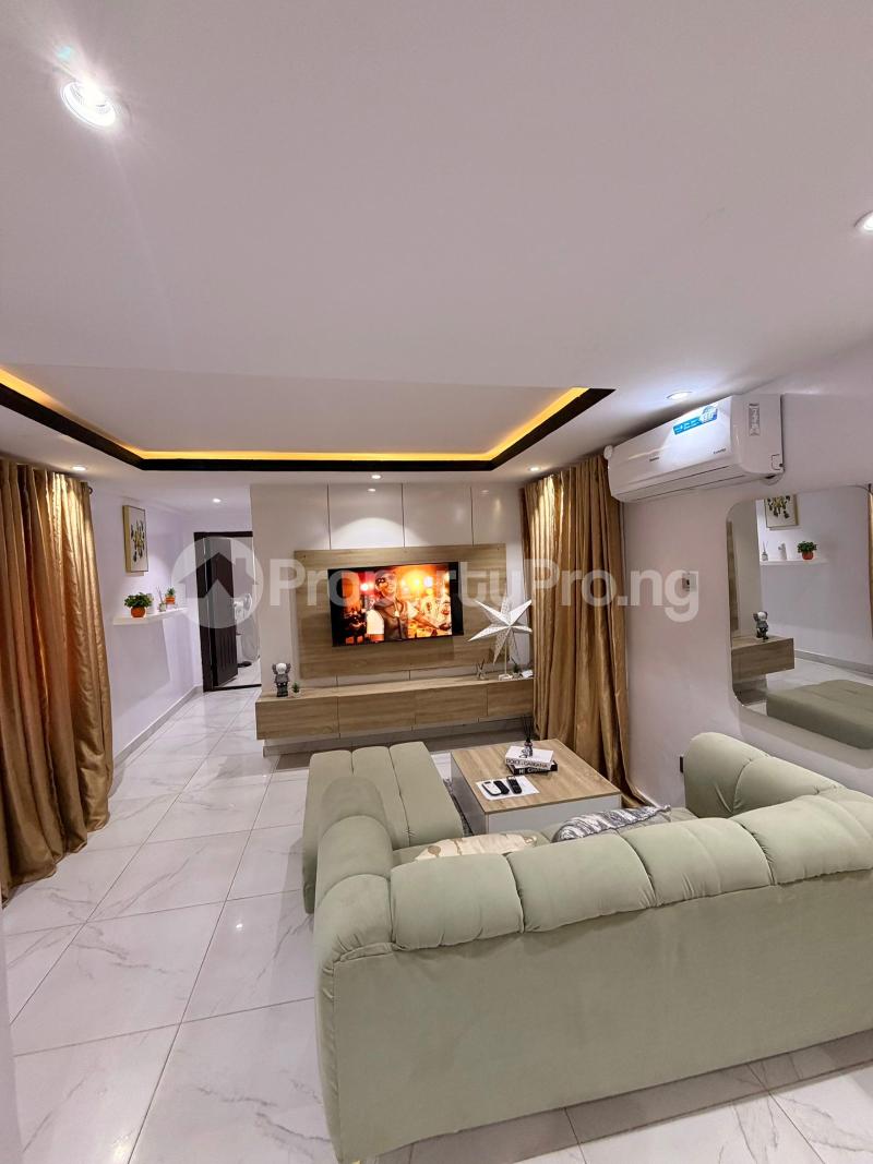 1 bedroom Flat / Apartment for shortlet Ikolaba Gra Ibadan Oyo