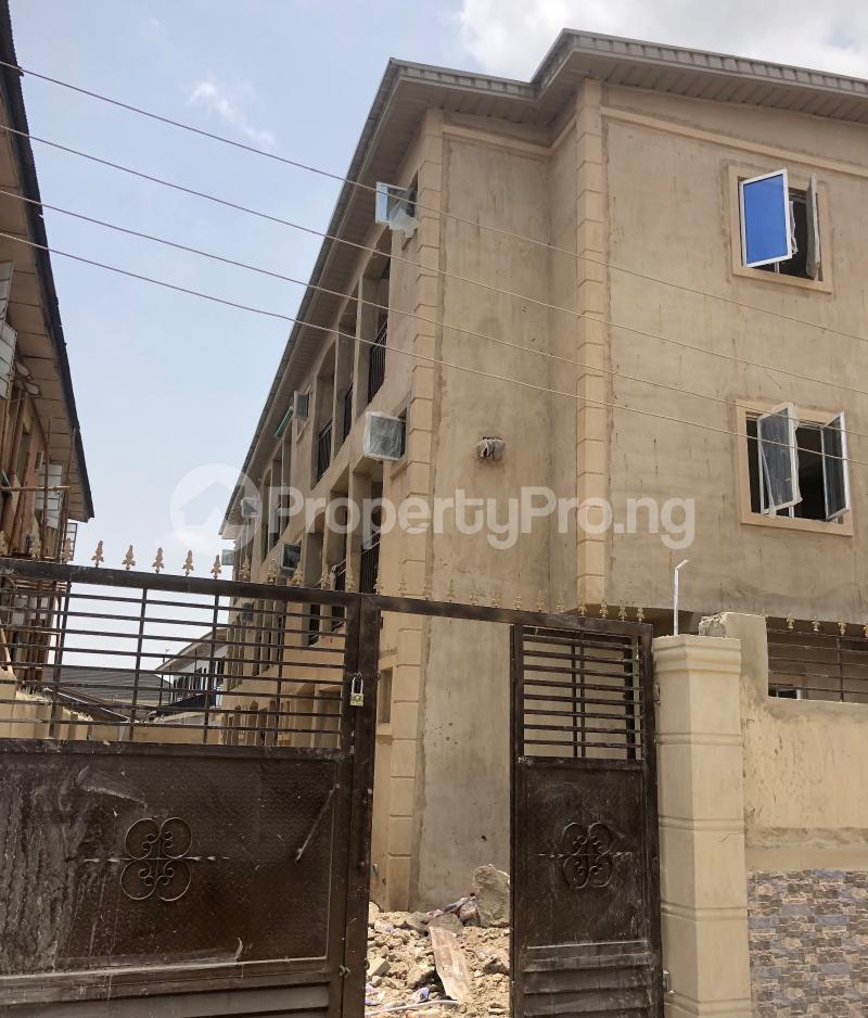 1 bedroom Flat / Apartment for sale Pedro Shomolu Lagos