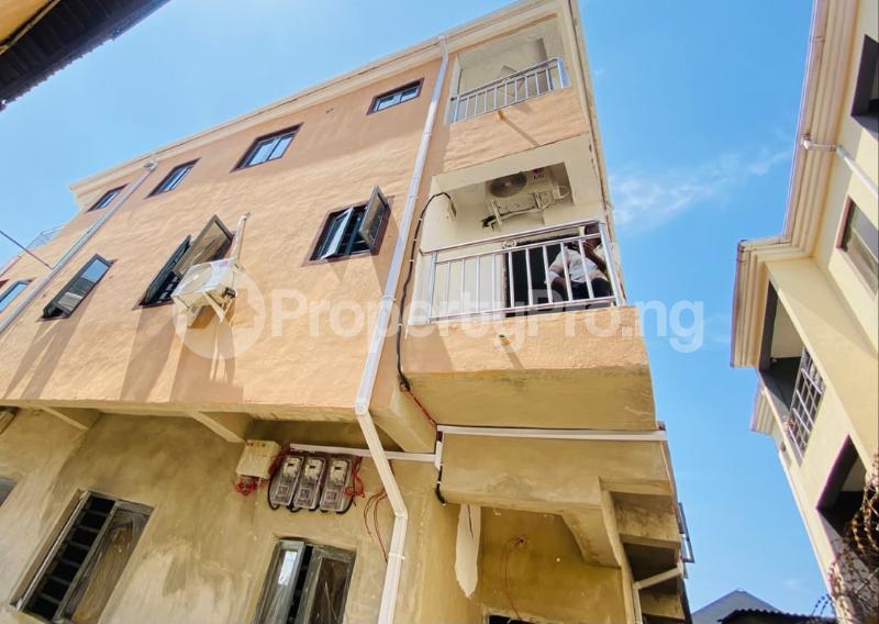 1 bedroom Flat / Apartment for rent Onike Yaba Lagos