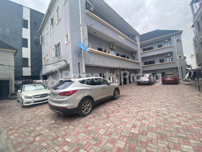 1 bedroom Flat / Apartment for rent Ologolo Lekki Lagos