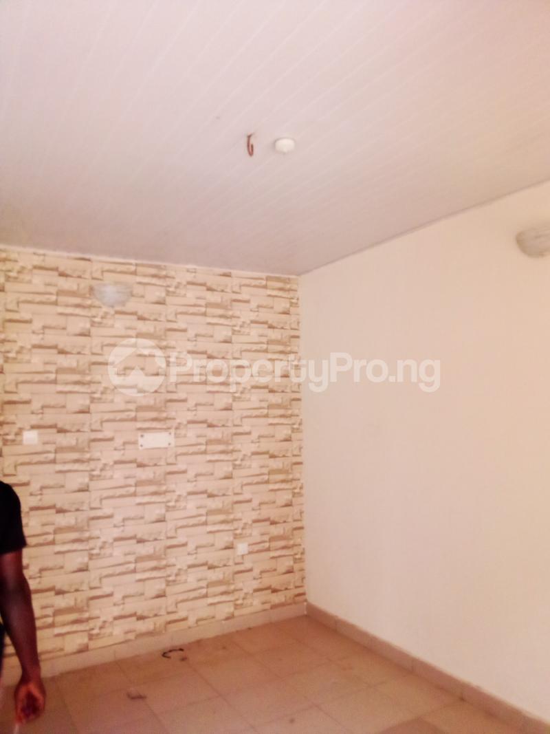 1 bedroom Flat / Apartment for rent Z Lugbe Abuja