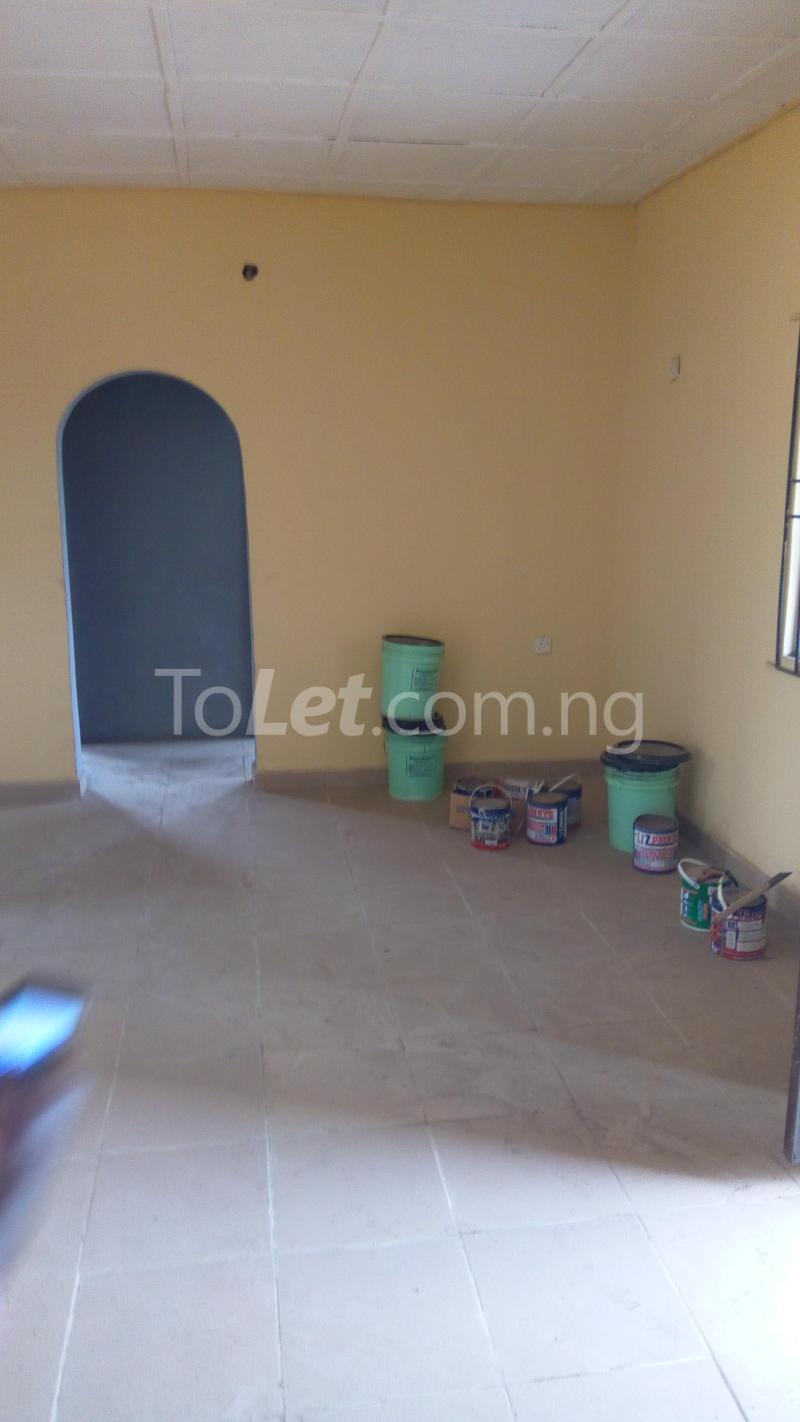 1 bedroom Flat / Apartment for rent Igbogbo Baiyeku, Maternity Busstop, Ms Street Lagos