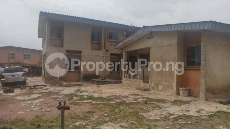 7 bedroom Flat / Apartment for sale No. 7, Adeoya Street, Iyana Olopa Bus Stop, Near Faith Life Church,akobo , Ibadan. Akobo Ibadan Oyo