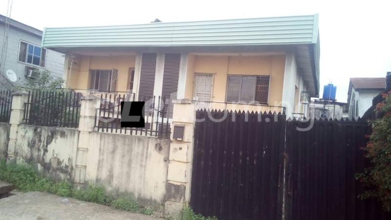 4 bedroom House for rent 3b Ebun Otti Estate Mende Maryland Lagos - 0