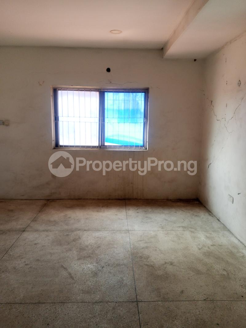 Commercial Property for rent Ogudu Road Ogudu Gra Ogudu Lagos