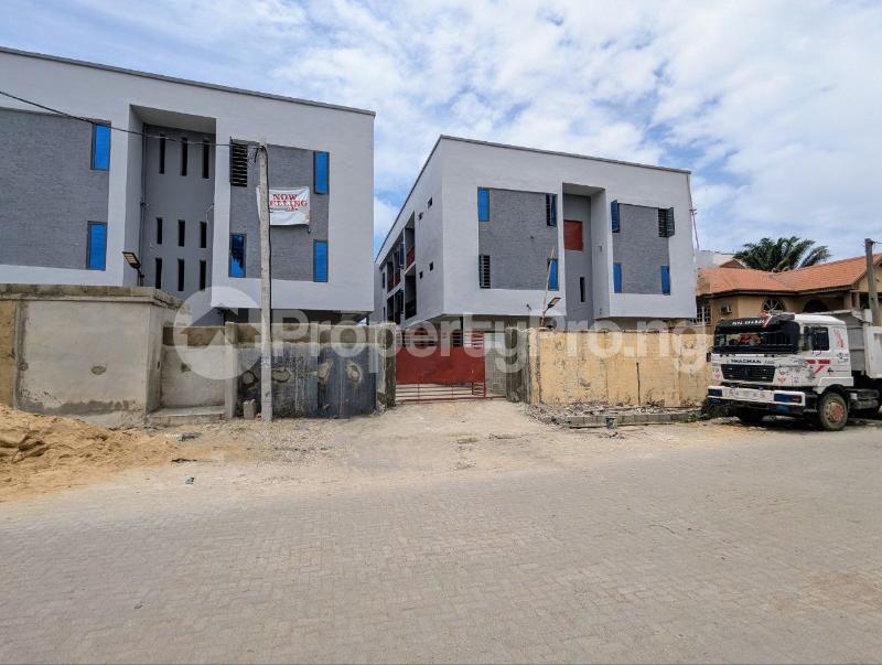 1 bedroom Flat / Apartment for sale Spg Road, Ologolo Lekki Lagos