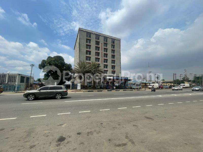 Commercial Property for sale Muritala Mohammed Way Jibowu Yaba Lagos