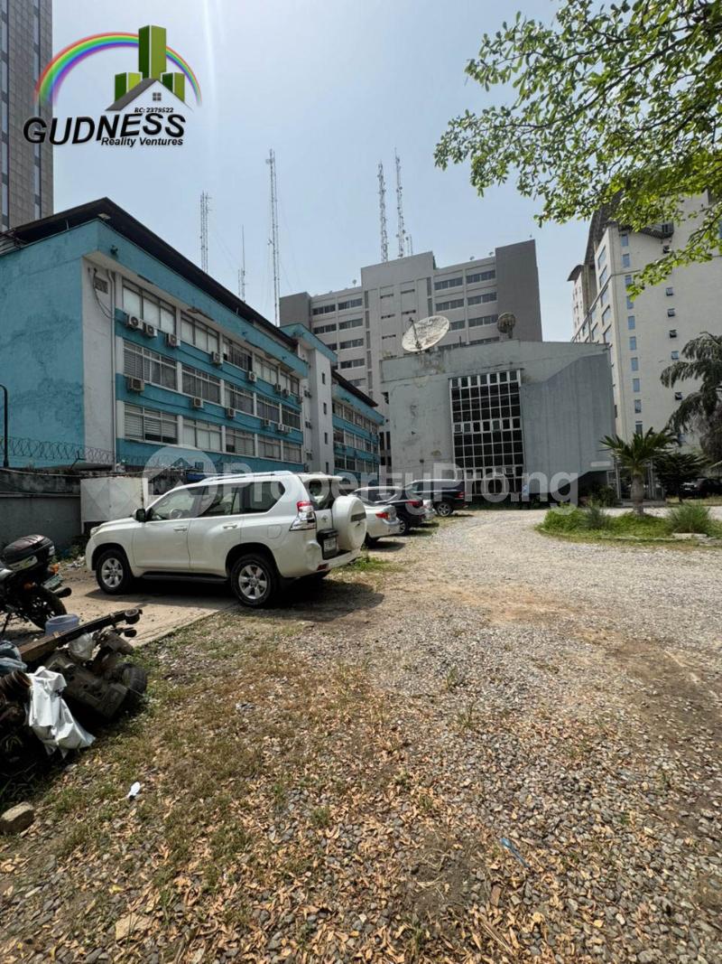 Commercial Property for rent Victoria Island Lagos