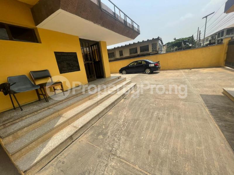 Commercial Property for rent Off Obafemi Awolowo Way/allen Ikeja Lagos