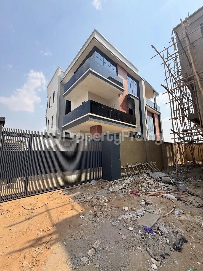 5 bedroom House for sale Gaduwa Abuja