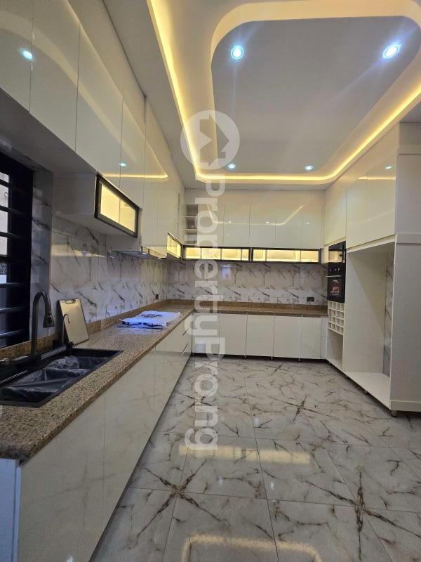 5 bedroom House for sale Enugu Enugu